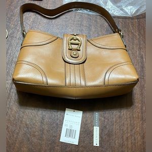 NWT Etienne Aigner Montclair style #72146 Genuine leather